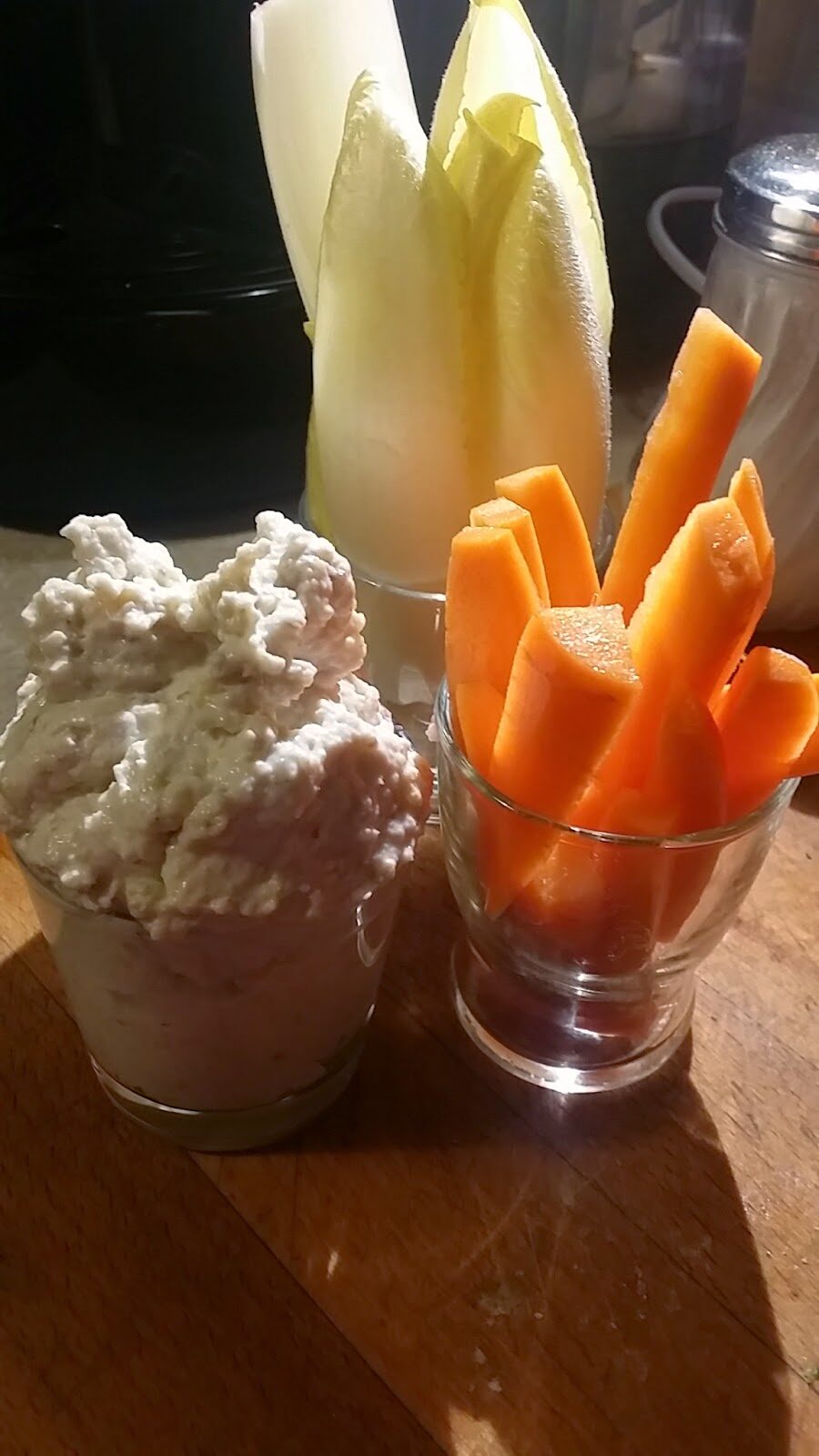 Crema di gorgonzola e noci per aperitivi o verdure