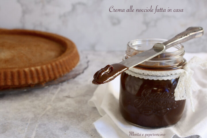 Crema di nocciole fatta in casa