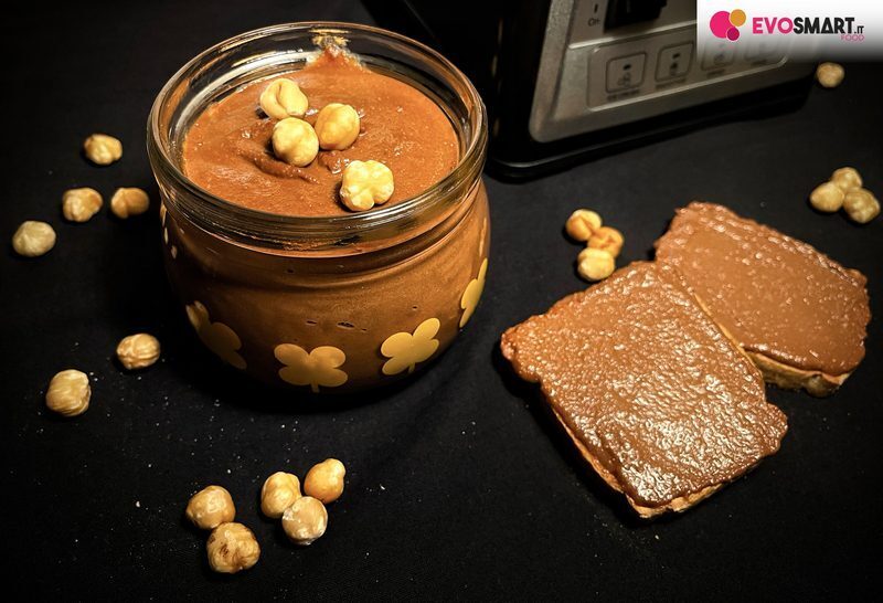 Crema di nocciole fatta in casa