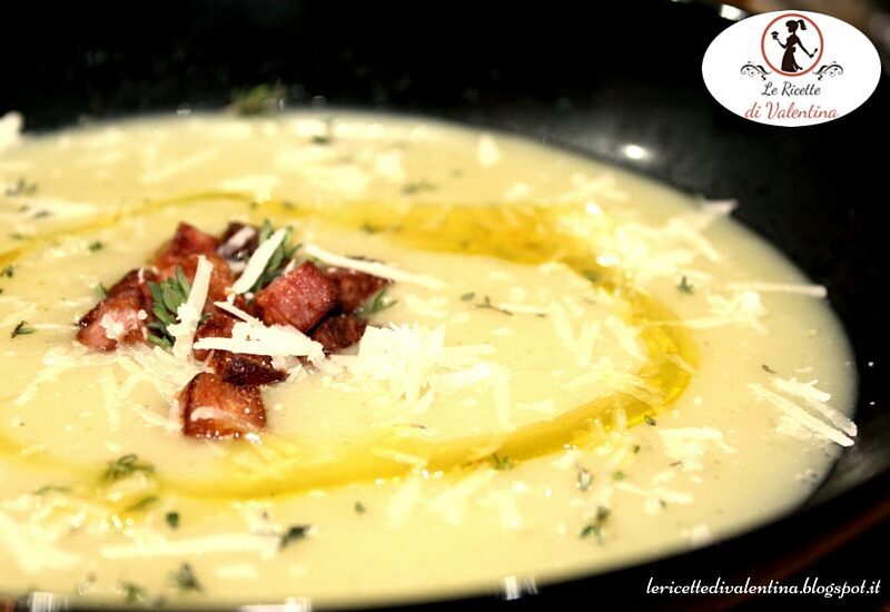 Crema di patate alle erbe con crostini di bacon (ricetta bimby)