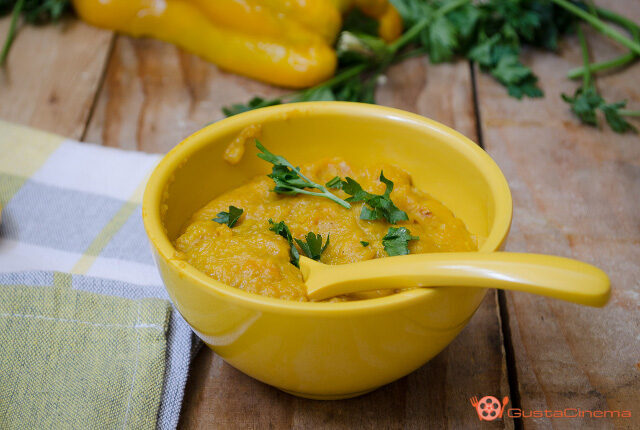 Crema di peperoni allo zenzero e curcuma