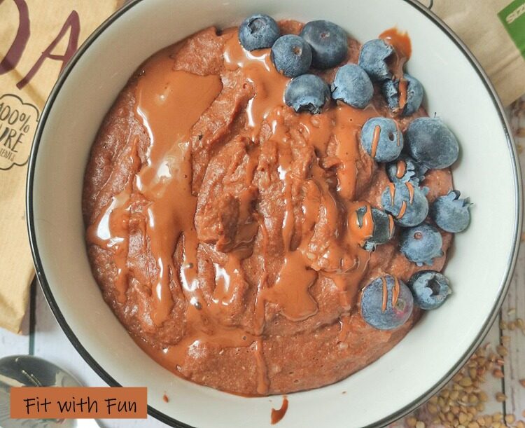 Crema di porridge di grano saraceno e cacao senza glutine