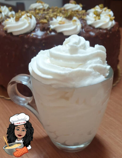 Crema fredda al mascarpone yogurt e panna