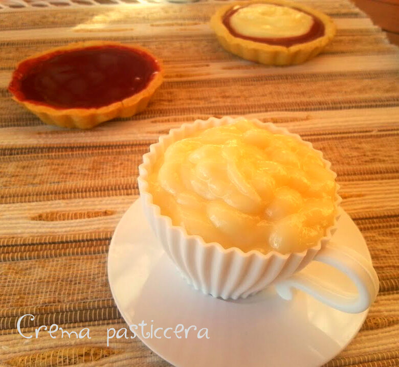 Crema pasticcera al limone