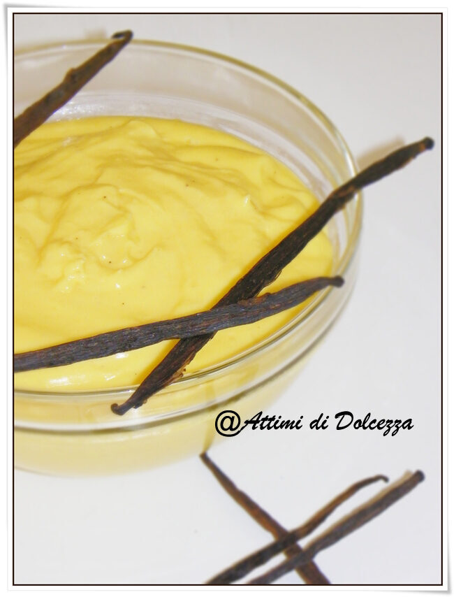 Crema pasticcera al microonde