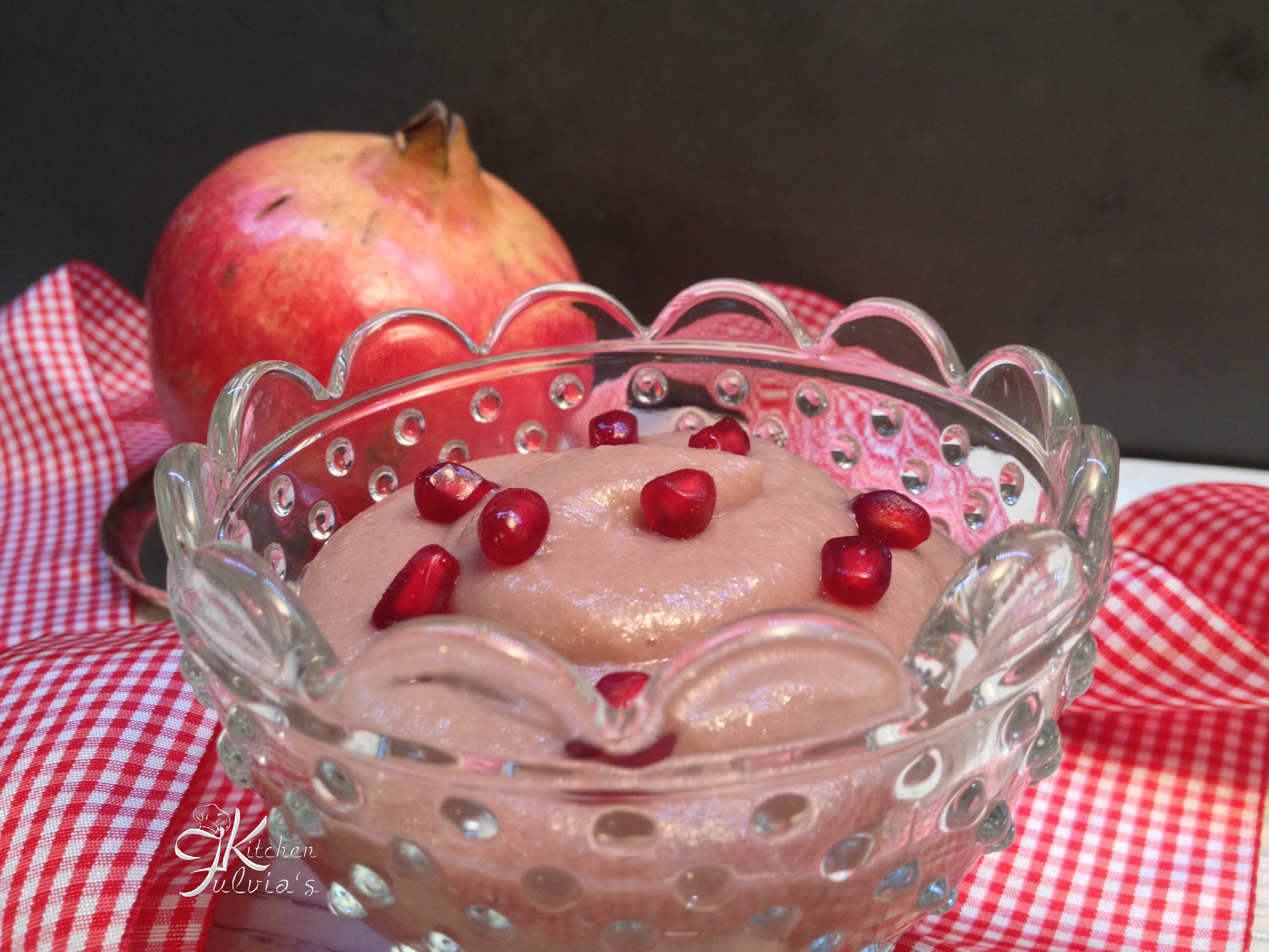Crema pasticcera alla melagrana