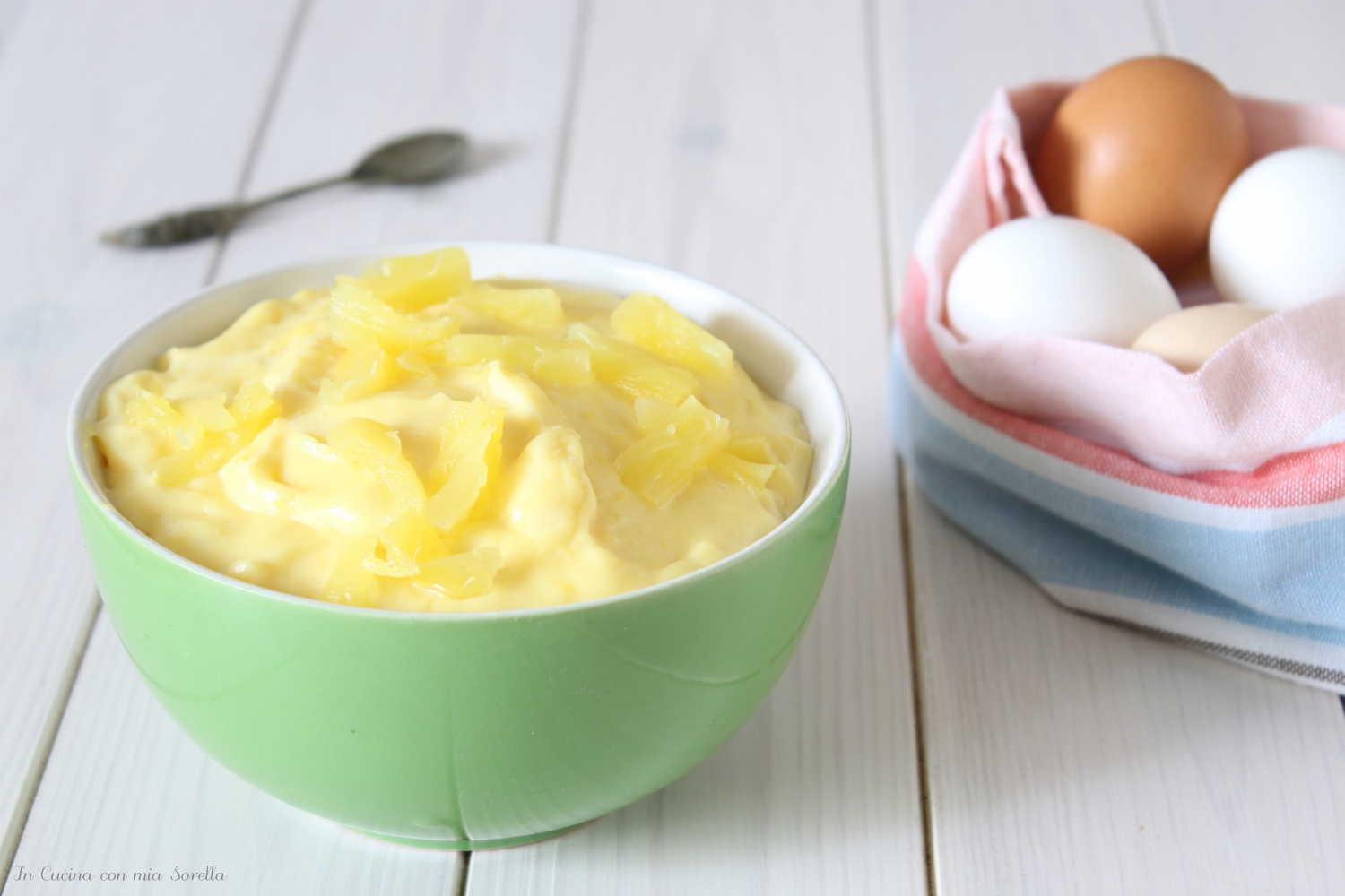 Crema pasticcera all’ananas