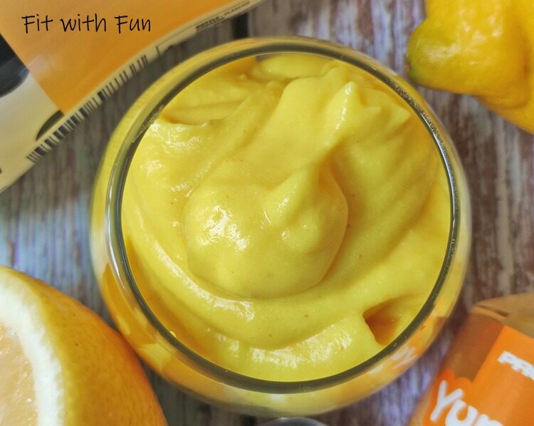 Crema pasticcera proteica e veloce senza uova e zucchero