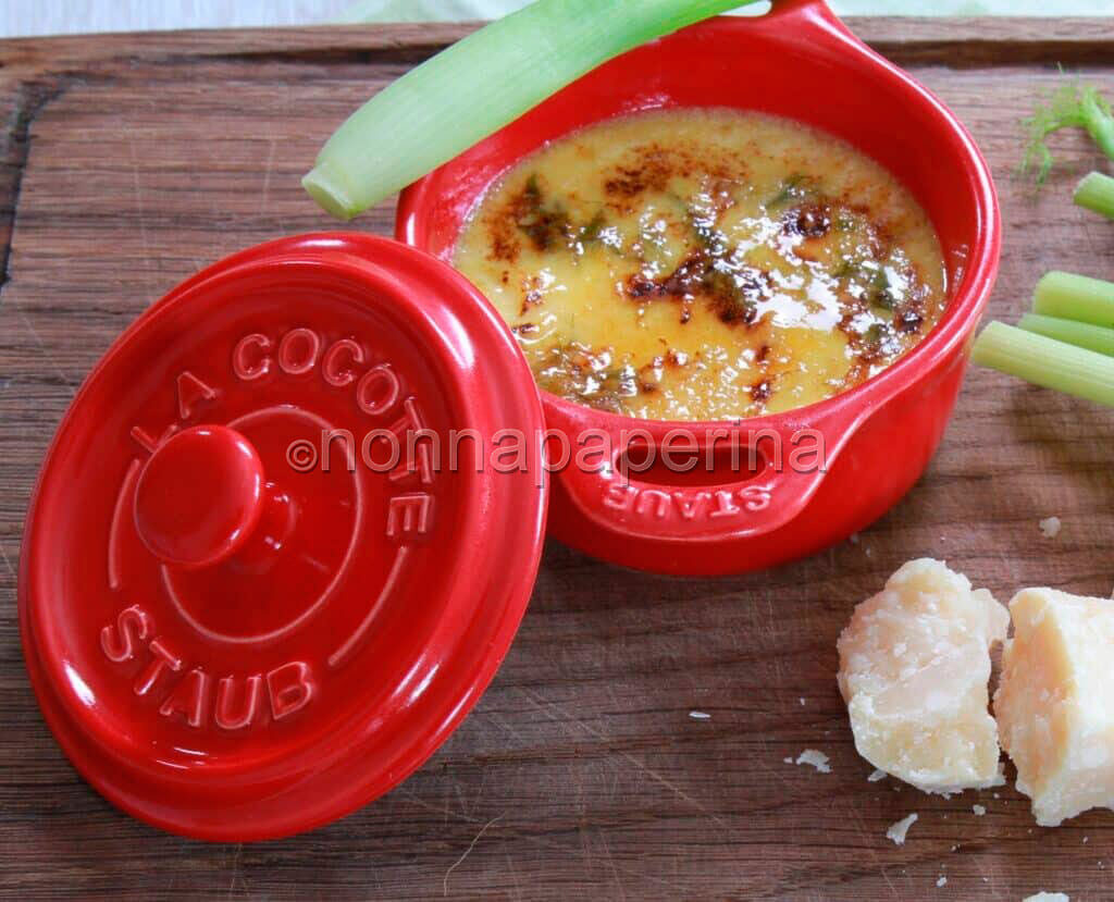 Creme brulée salata con parmigiano e finocchi: una variante da non sottovalutare