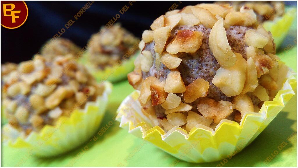 Cremose palline con mascarpone e granella di nocciole
