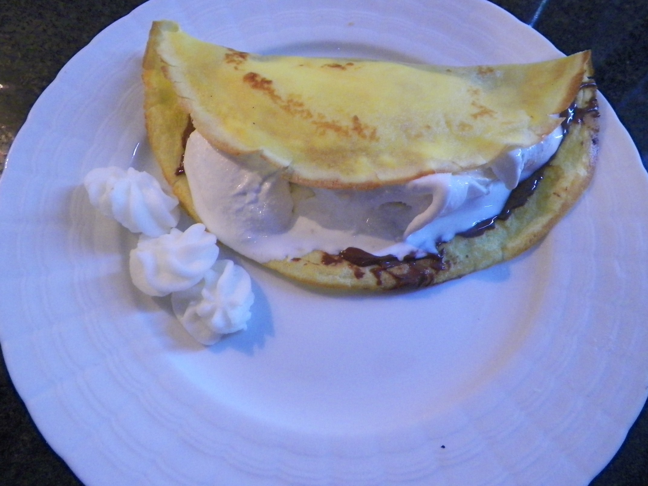 Crepes con gelato alla banana
