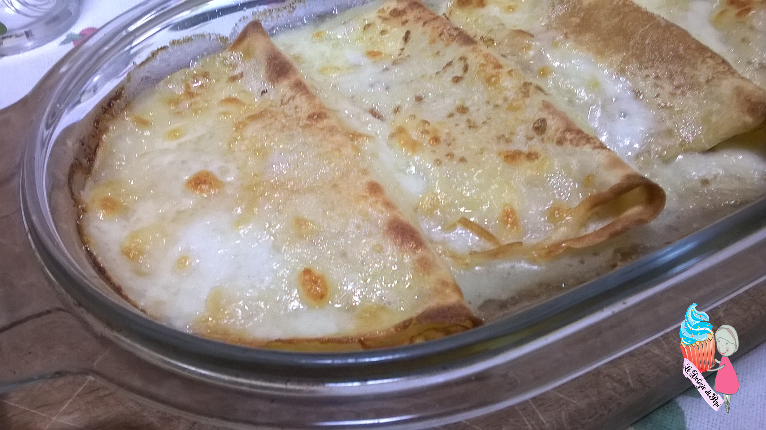 Crepes con prosciutto e mozzarella