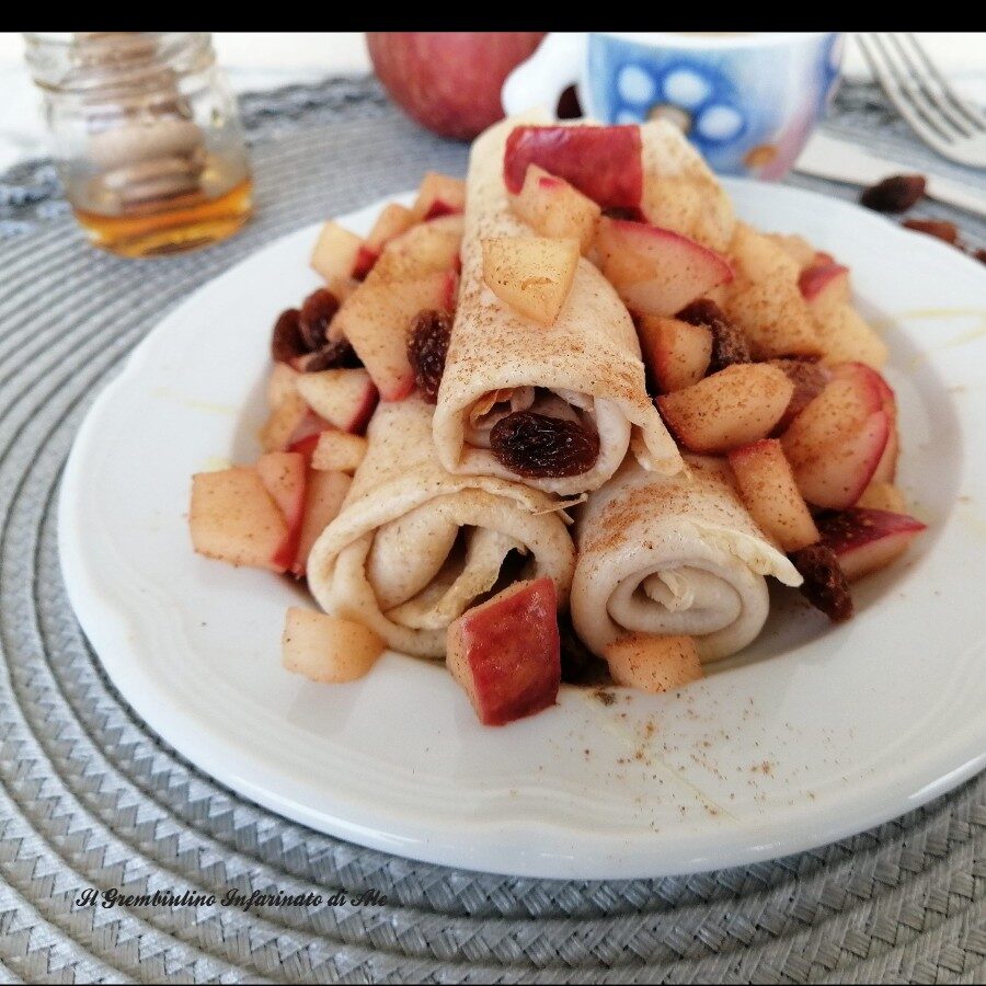 Crepes fit con albumi mele e cannella