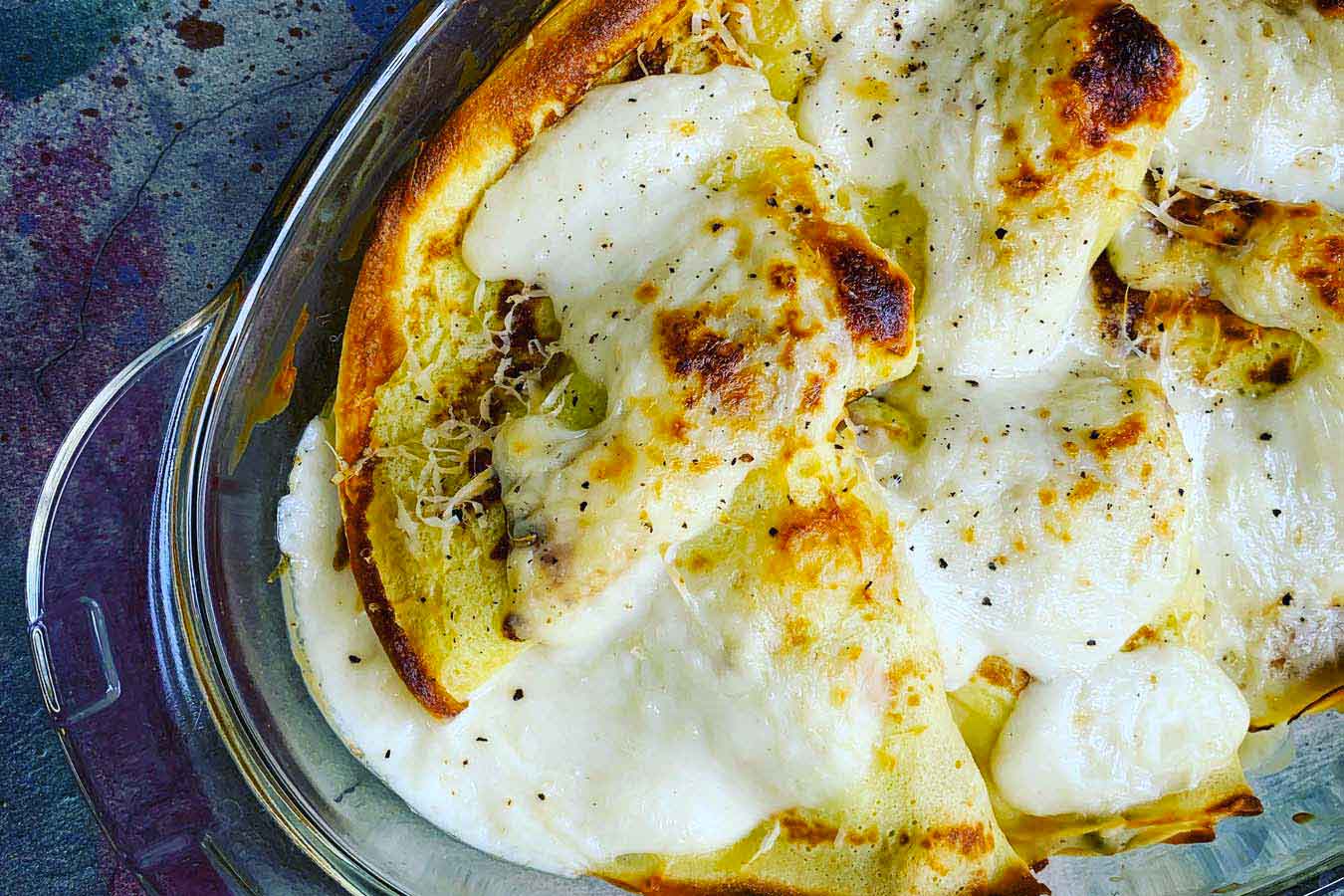 Crepes salate con zucchine e formaggi