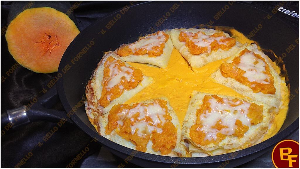Crespelle con crema di zucca cotte in padella