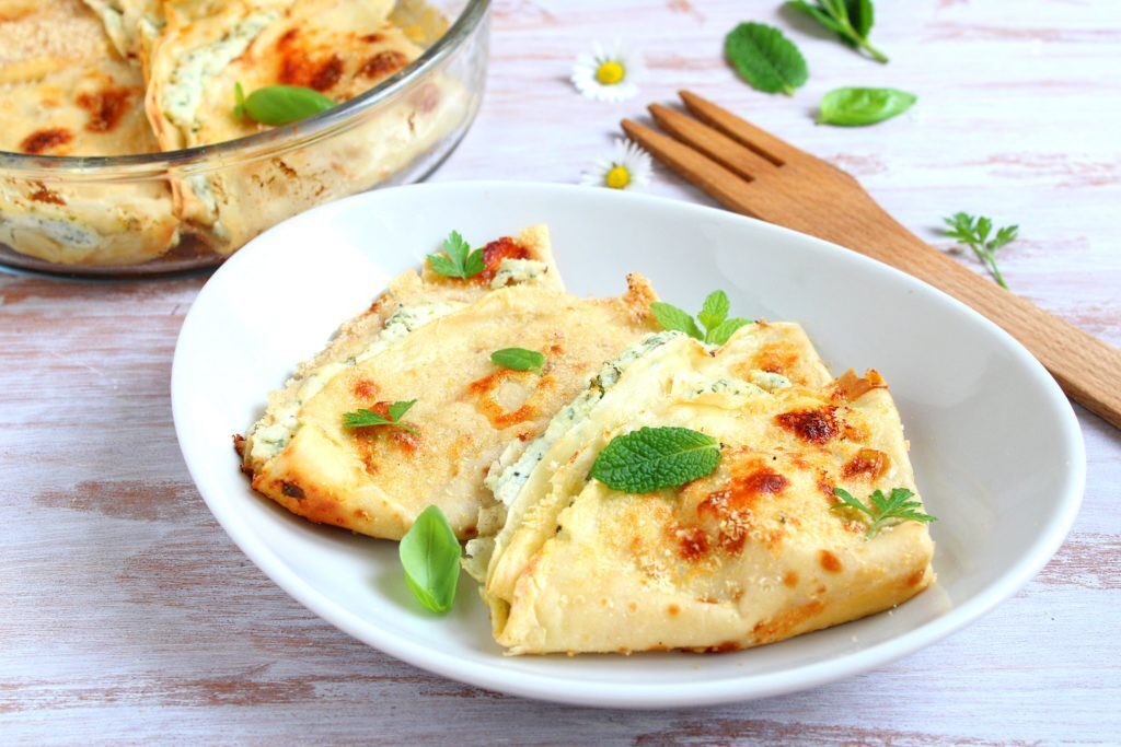 Crespelle con ricotta ed erbe aromatiche