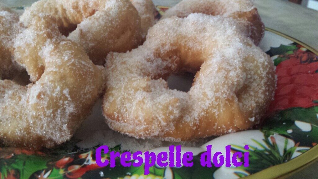 Crespelle dolci di pasta lievitata