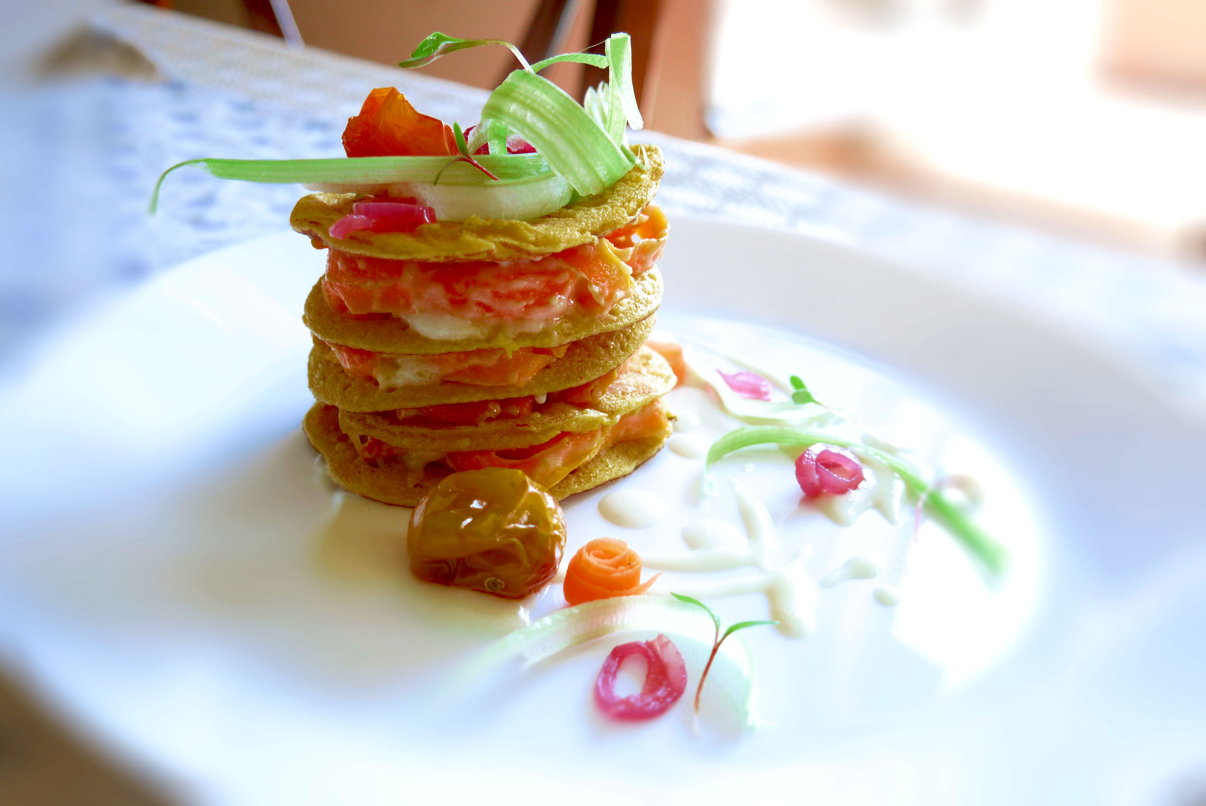 Crespelle Vegan Glutenfree di farina di ceci farcite con Besciamella vegan e Carote