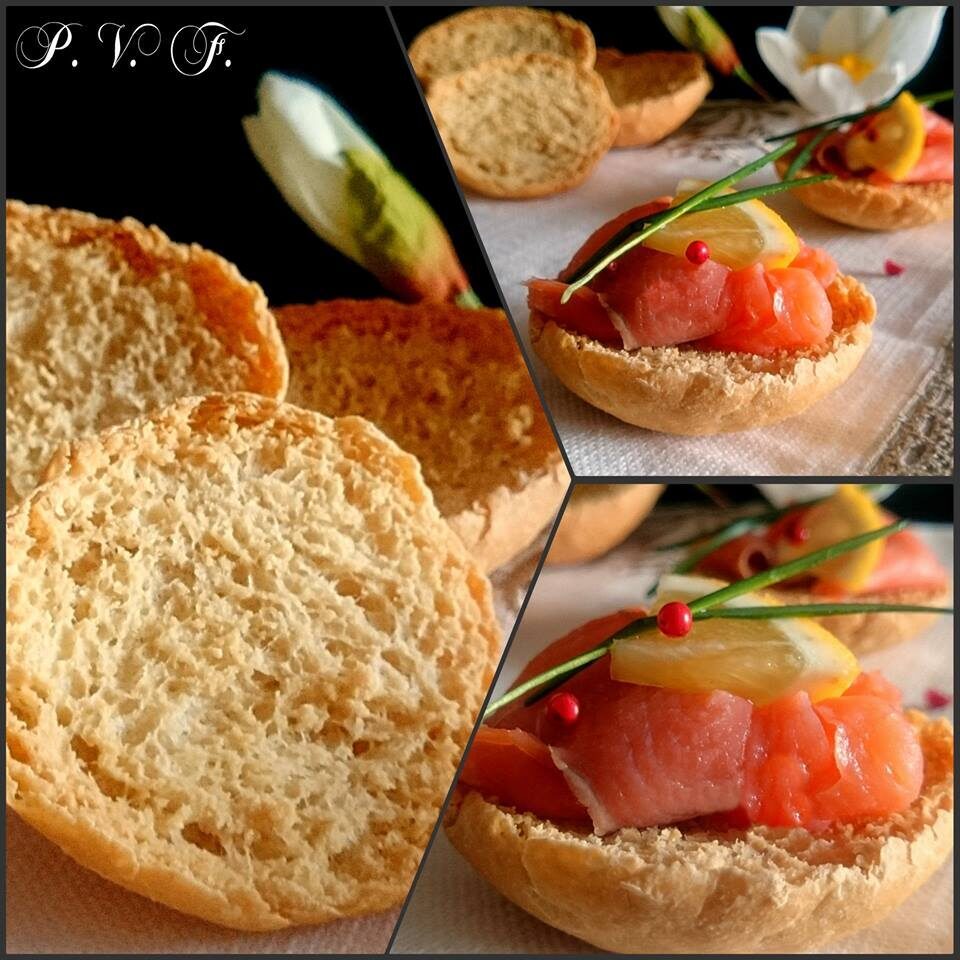Crisp rolls (crostini) con lievito madre