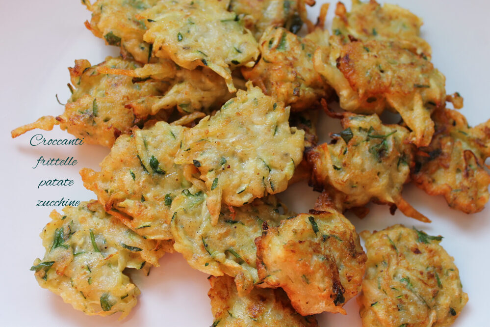 Croccanti frittelle patate e zucchine