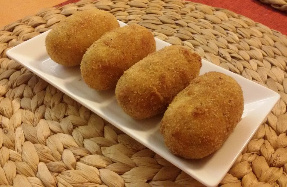 Crocchette di patate al prosciutto cotto con cuore al gorgonzola