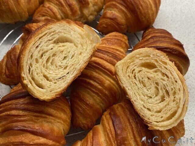 Croissant, cornetti sfogliati, senza uova, con Companion Moulinex