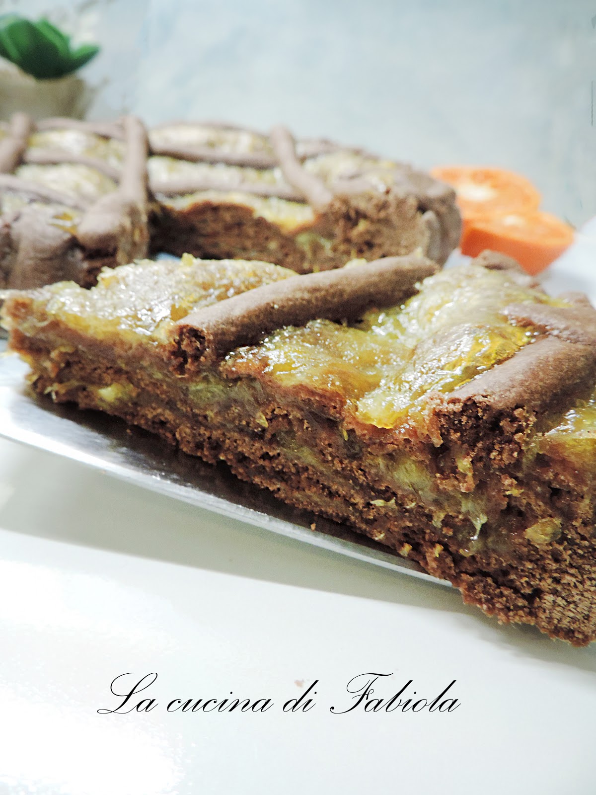 Crostata a strati al cacao con marmellata di arance