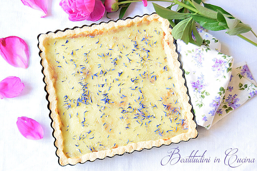 Crostata al limone e fiordaliso