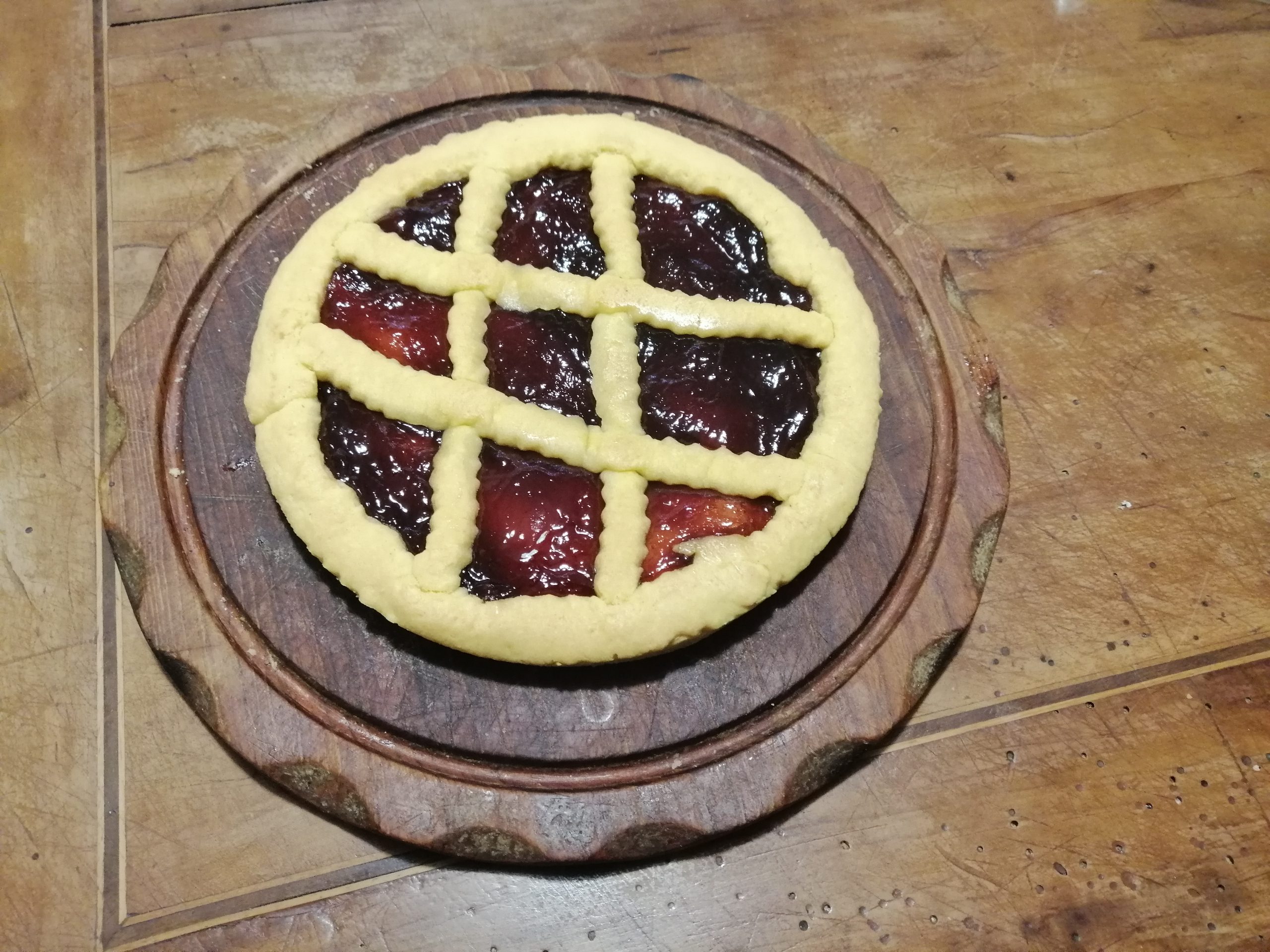 Crostata alla confettura di ciliege