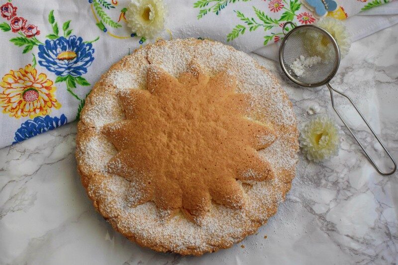 Crostata alla crema di mandorle e brandy