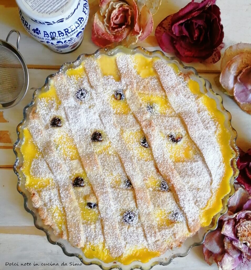 Crostata alla crema pasticcera e amarene