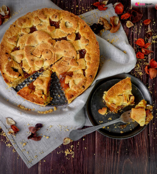 Crostata alle nocciole con gocce di cioccolato e confettura di pere e zenzero
