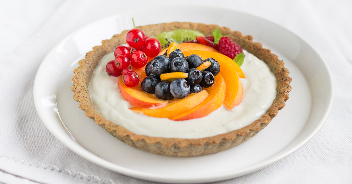 Crostata allo yogurt e frutta fresca  vegan + senza glutine