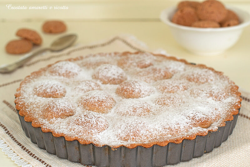 Crostata amaretti e ricotta