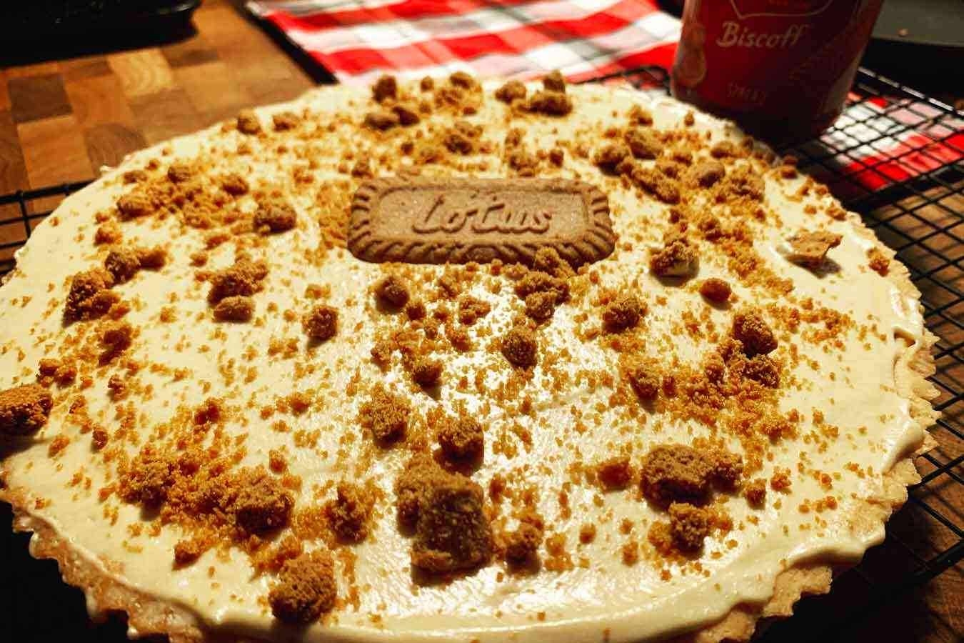 Crostata con crema di biscotti lotus
