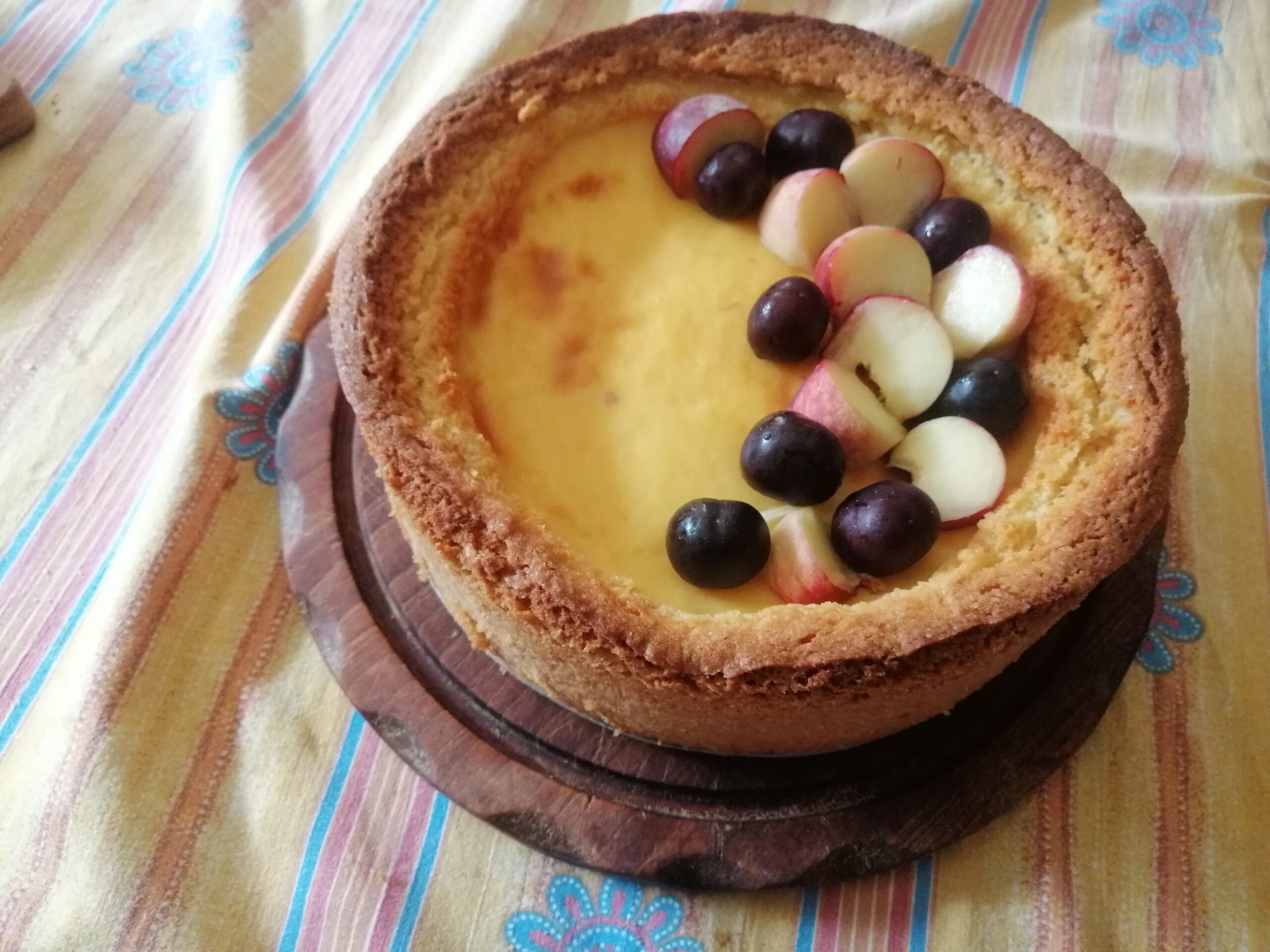 Crostata con crema e savor romagnolo