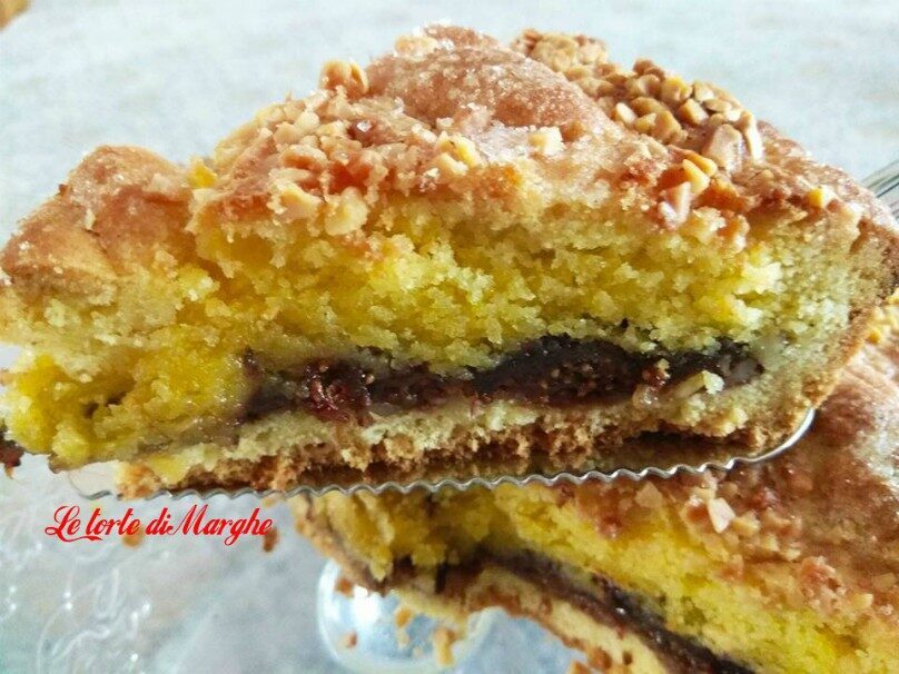 Crostata con crema frangipane alle mandorle