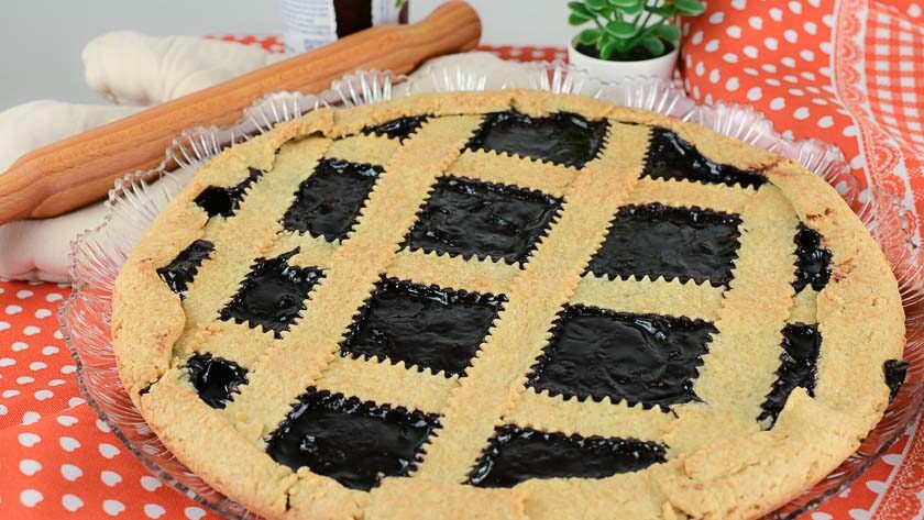 Crostata con farina di farro fatta in casa
