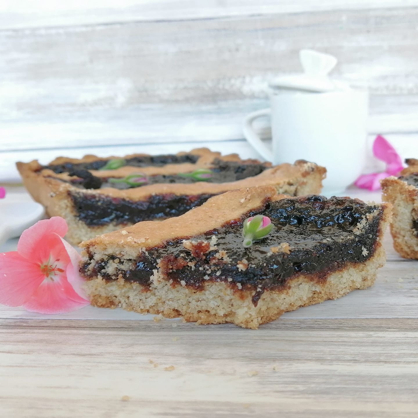 Crostata con farina di mais e farro