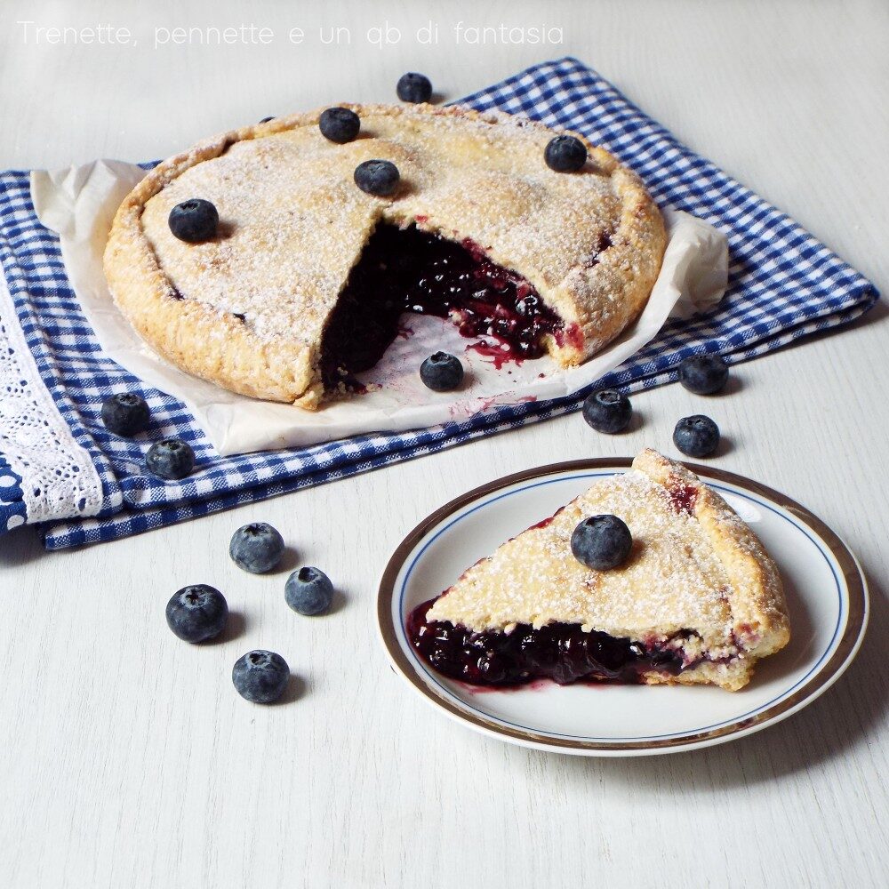 Crostata con frolla al cocco e mirtilli