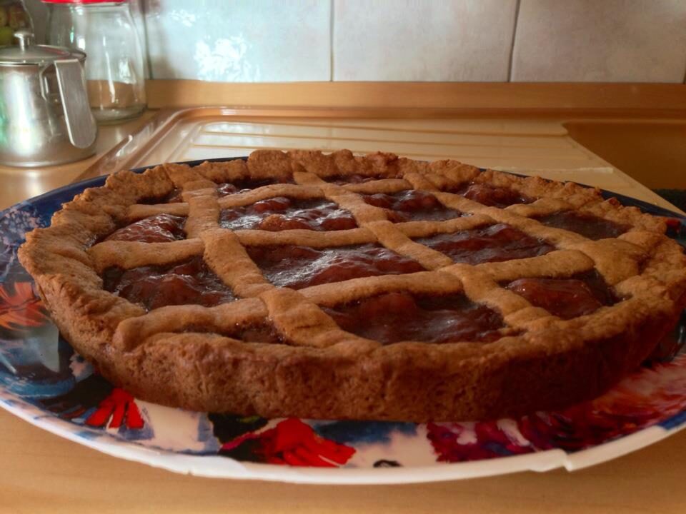 Crostata con frolla di amaretti