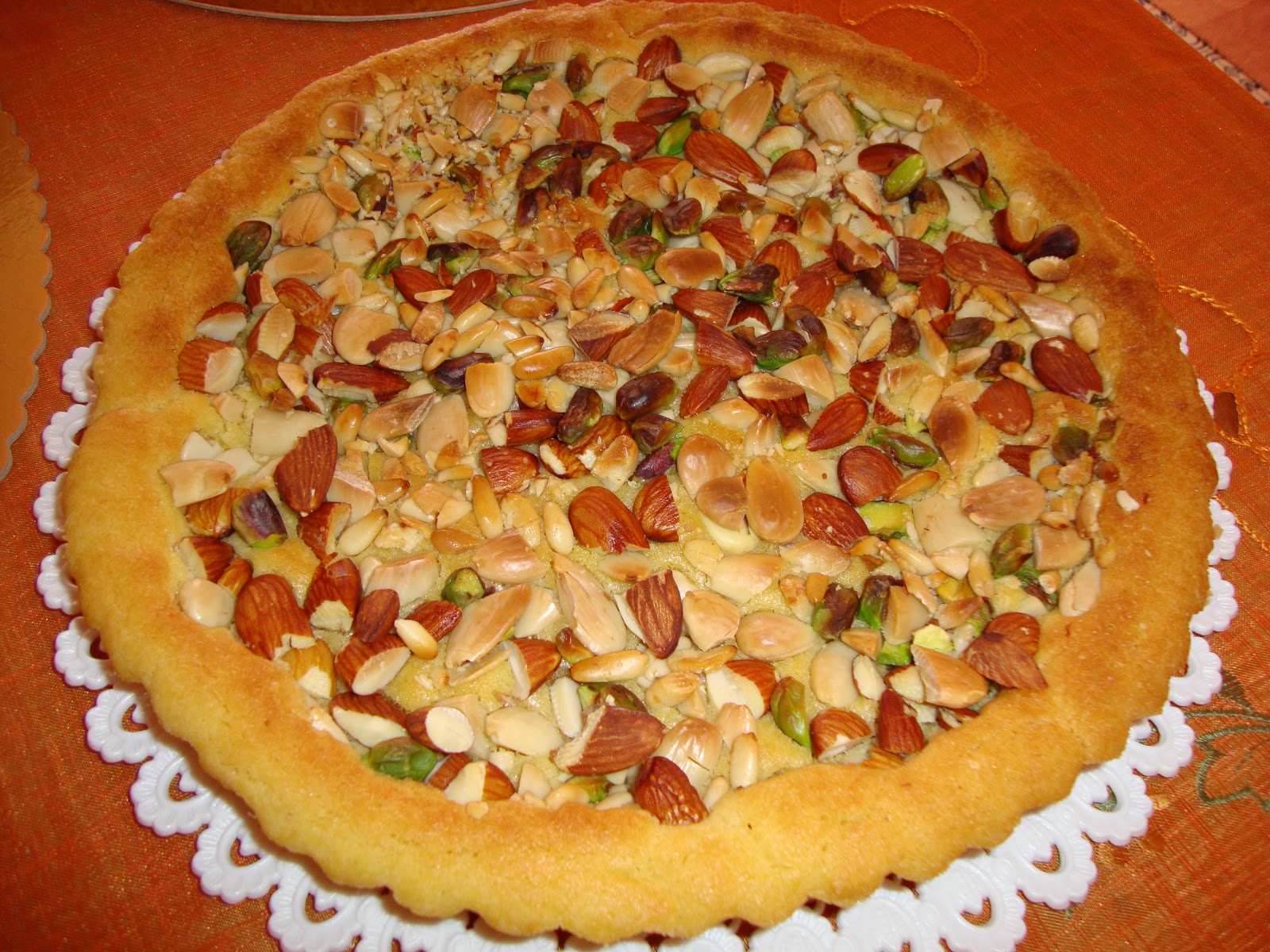 Crostata con frutta secca