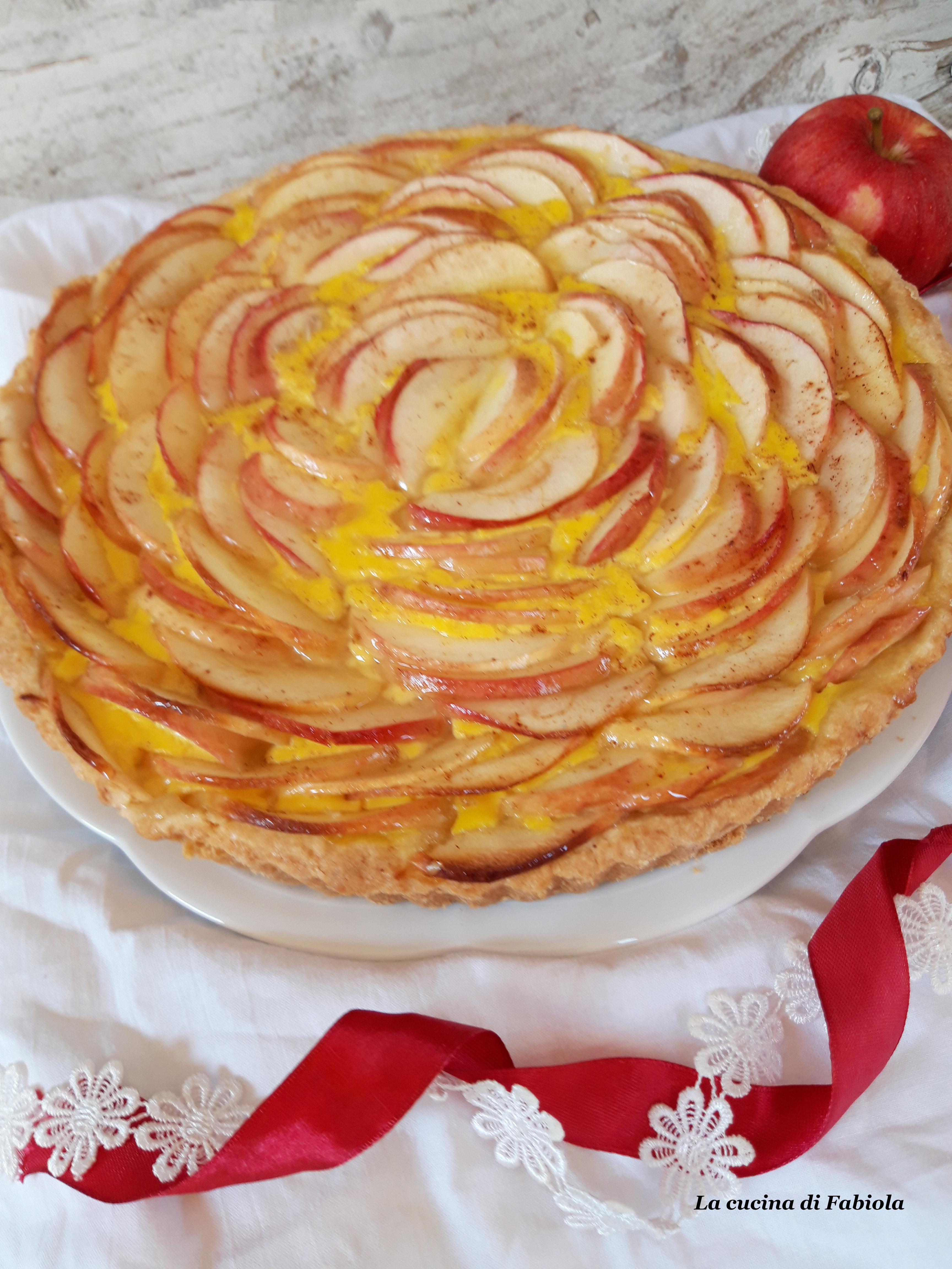Crostata cremosa alle mele