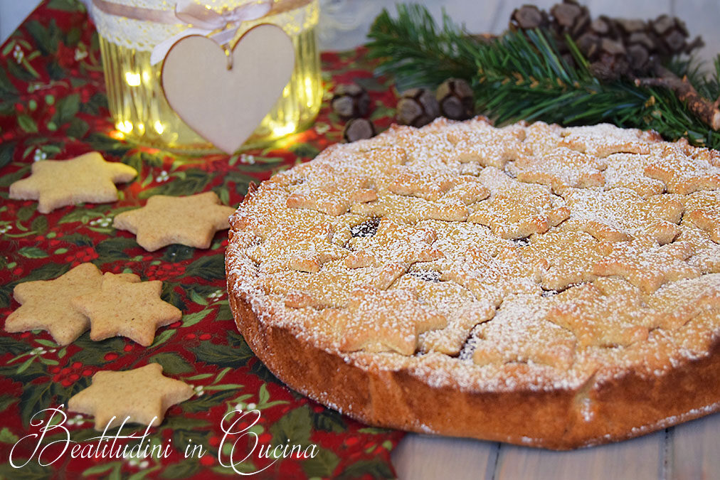 Crostata di frolla alle nocciole con pere allo zenzero