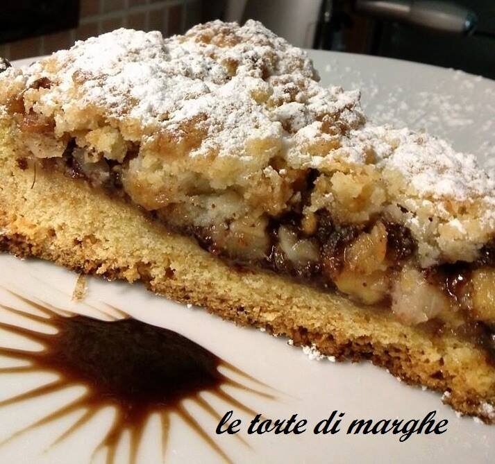 Crostata di mele e cioccolato e crumble
