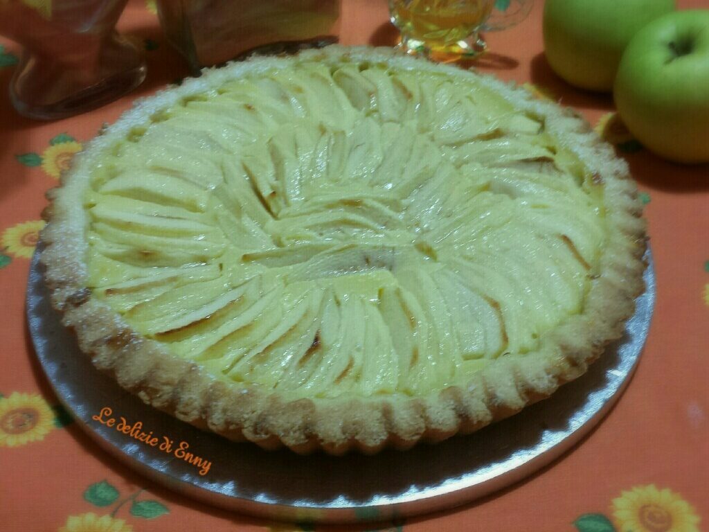 Crostata di mele e crema pasticcera