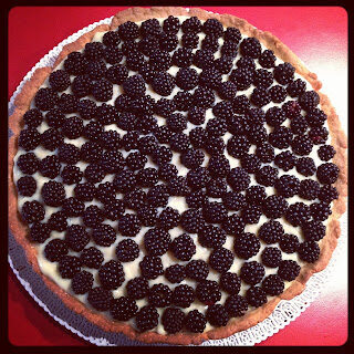 Crostata di more appena raccolte