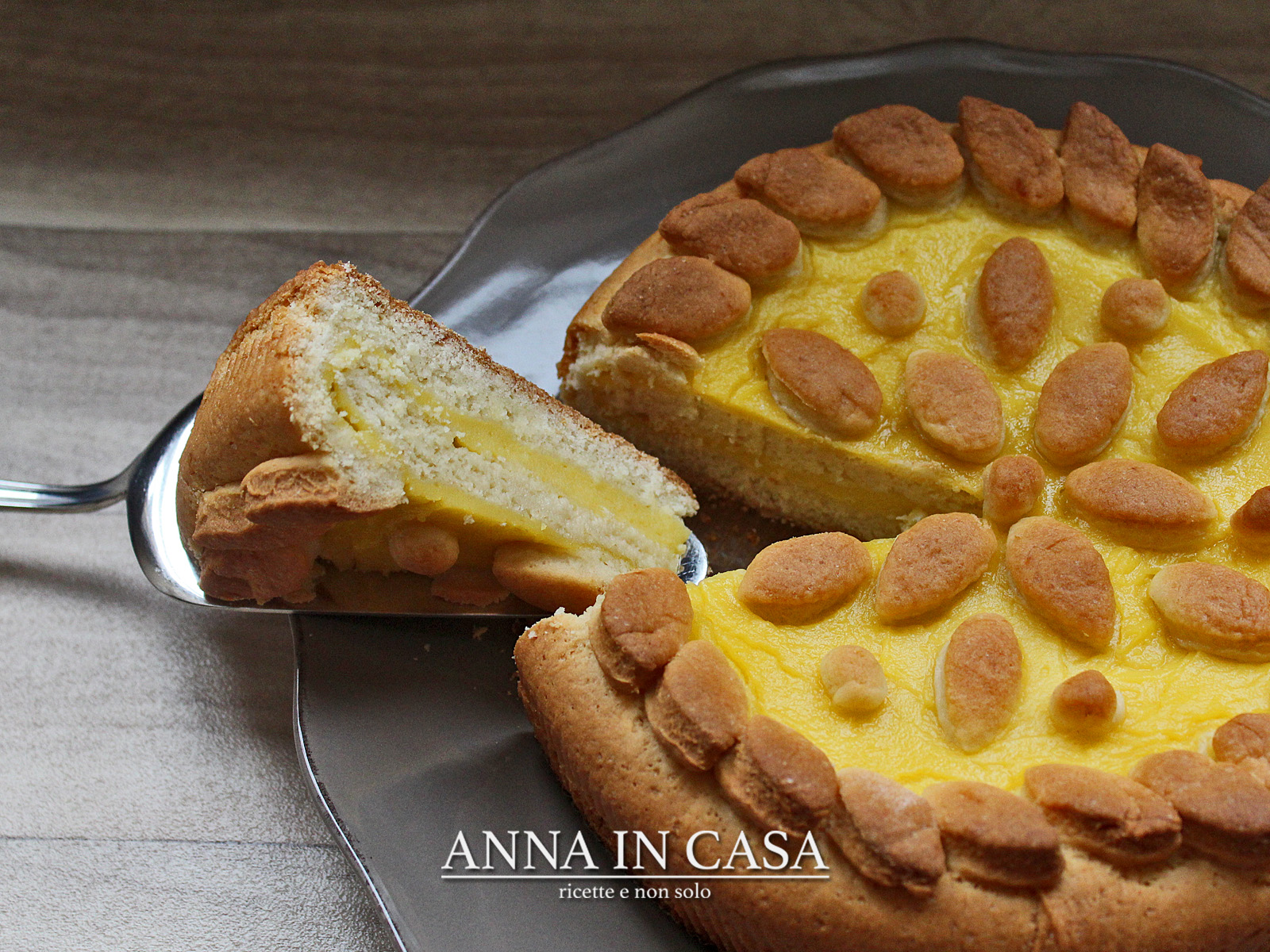 Crostata doppia con crema