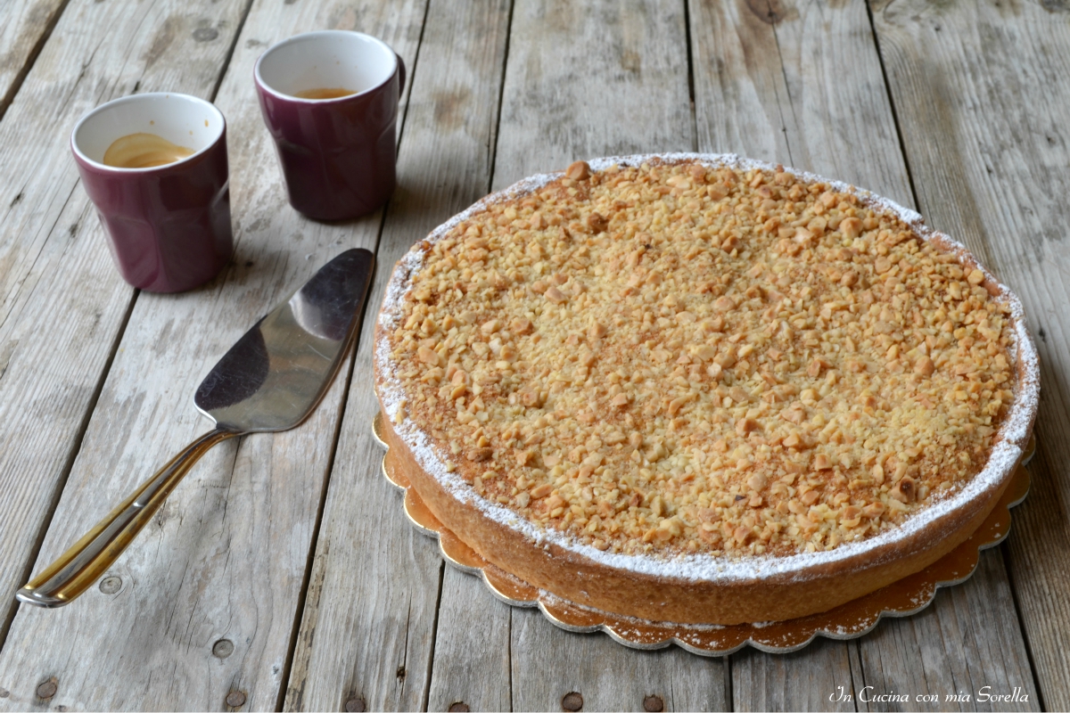 Crostata frangipane con mele spadellate