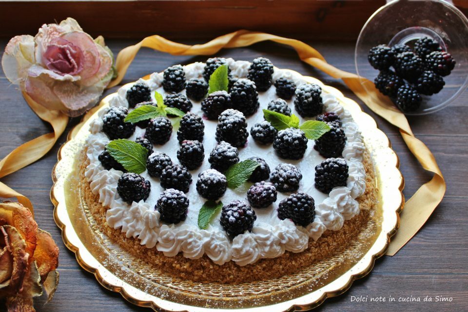 Crostata fredda alle more